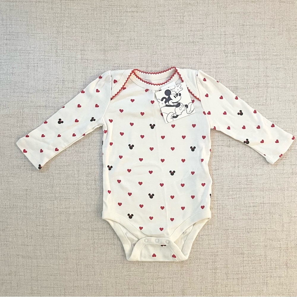 NWT Disney Gap Baby Long Sleeve Onesie Size 3-6 Months